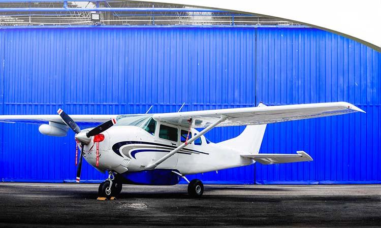 Cessna 206