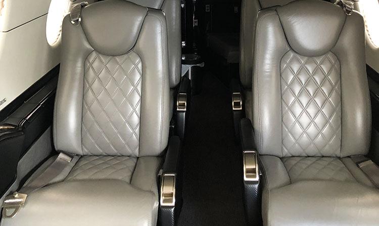 Hawker 400A