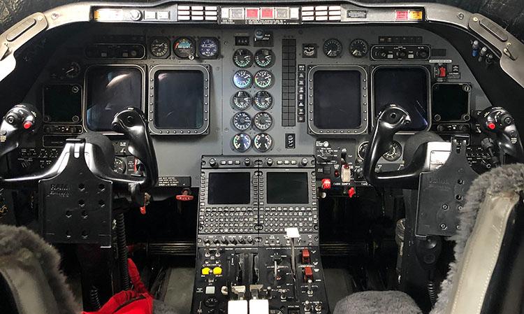 Hawker 400A
