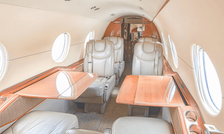 Hawker 400XP