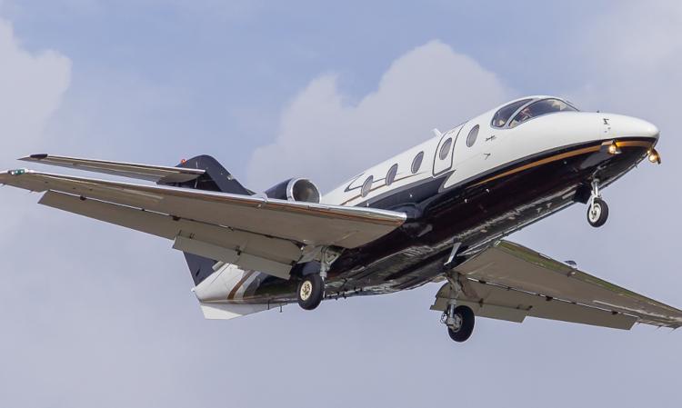 Hawker 400XP