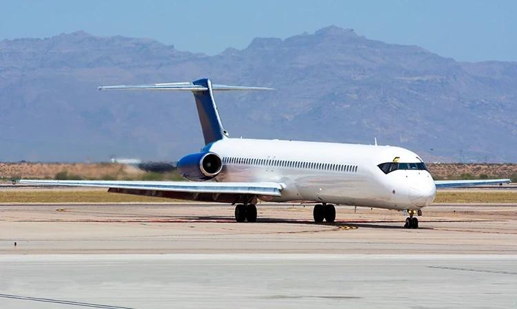 McDonnell Douglas MD-83
