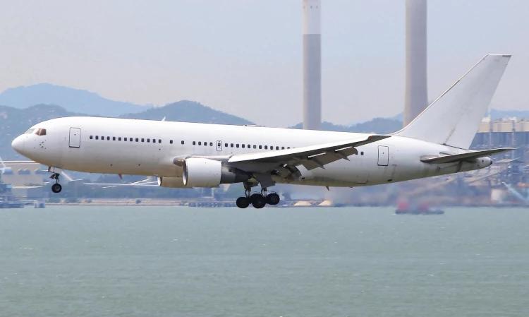 Boeing 767-200ER