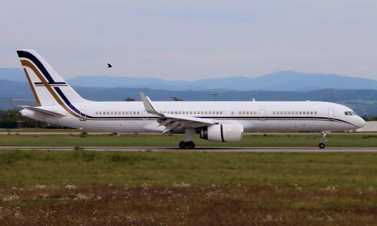 Boeing 757-200