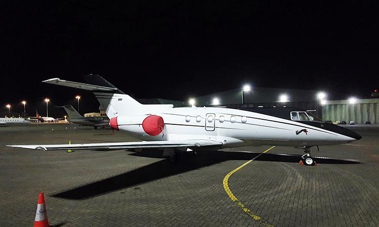 Hawker 750