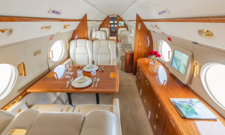 Gulfstream G550