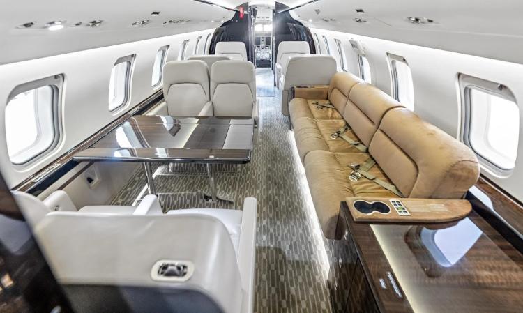Challenger 605