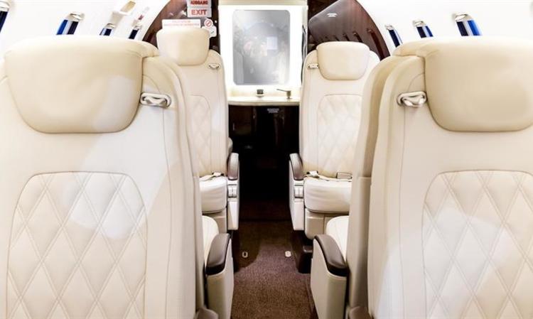 Learjet 75