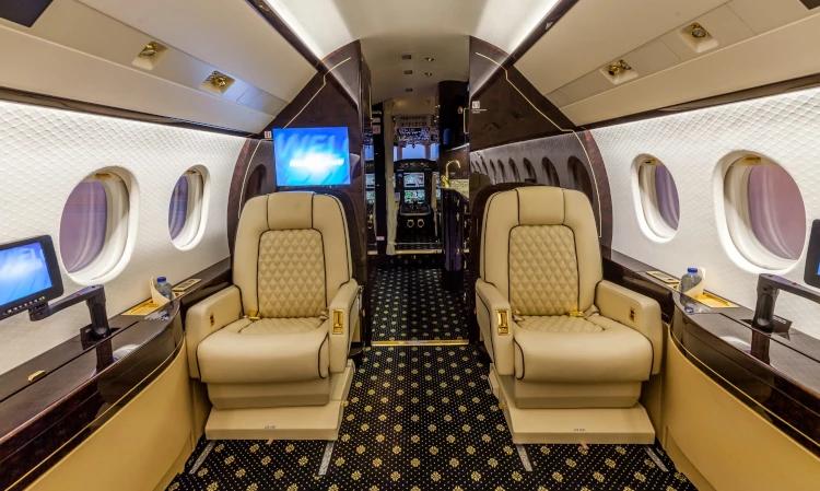 Falcon 2000LX 