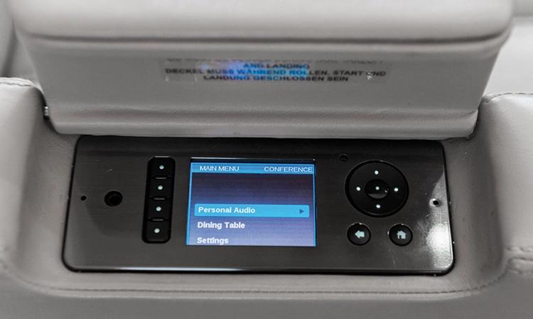 Falcon 2000LX