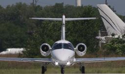 Hawker 400A