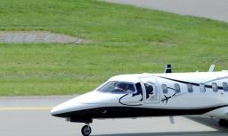 Learjet 75