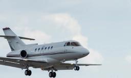 Hawker 700A