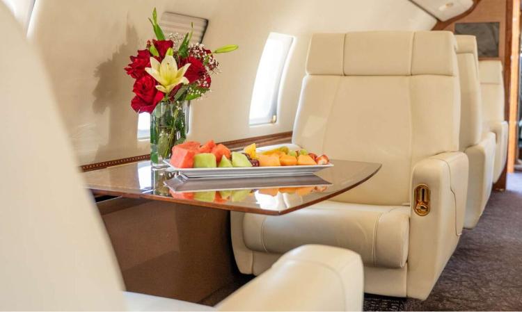 Challenger 604