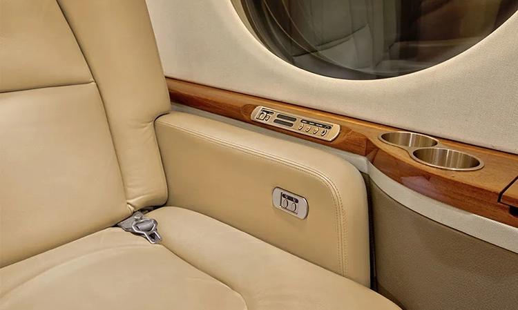 Gulfstream G550