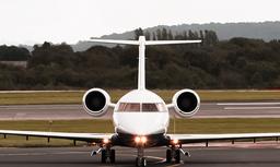 Challenger 604