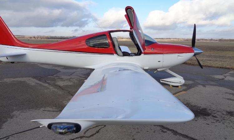 Cirrus SR22