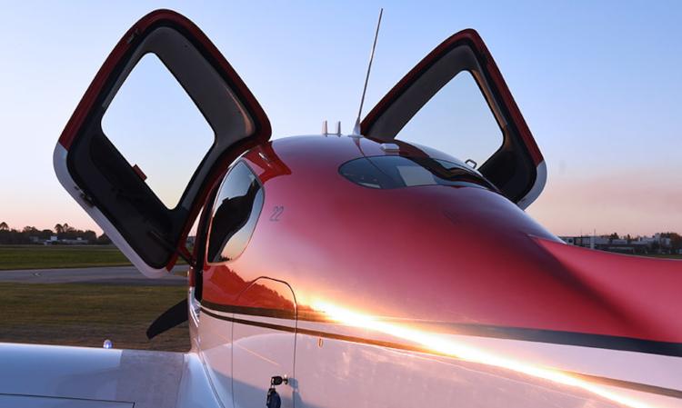 Cirrus SR22