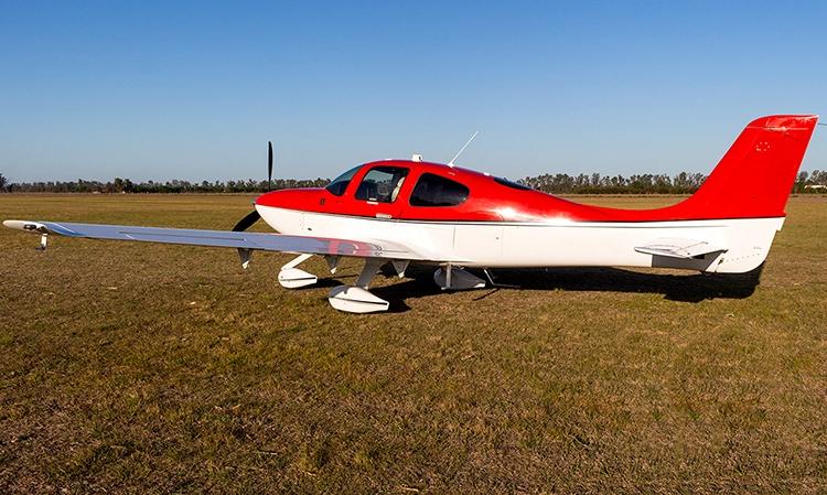 Cirrus SR22