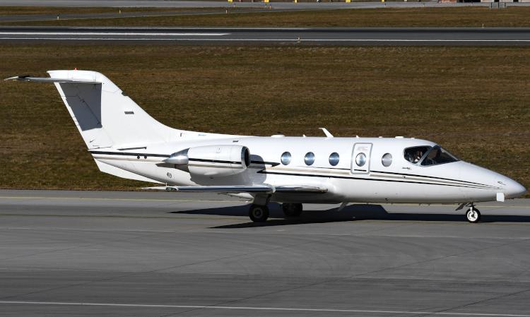 Hawker 400XP