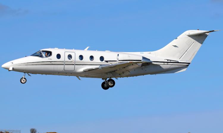 Hawker 400XP