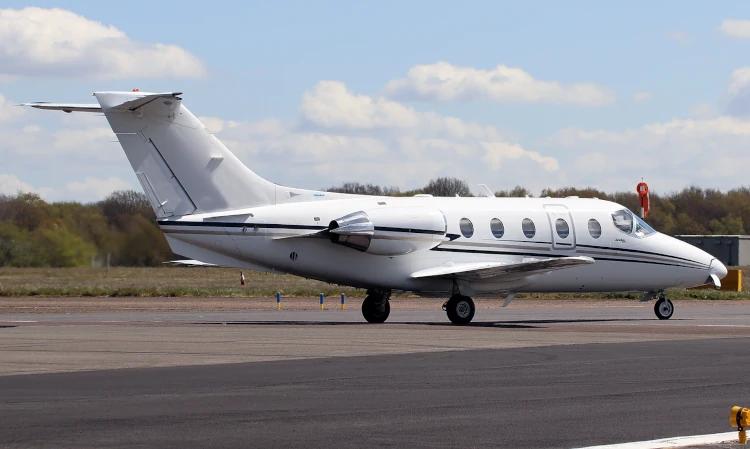 Hawker 400XP