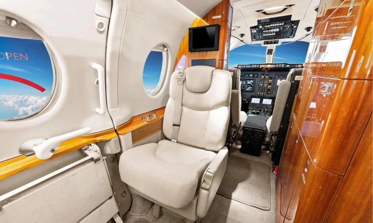 Hawker 400XP