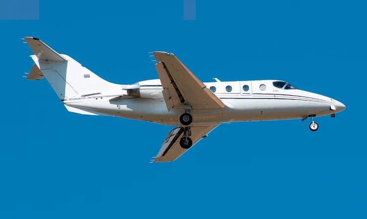 Hawker 400XP