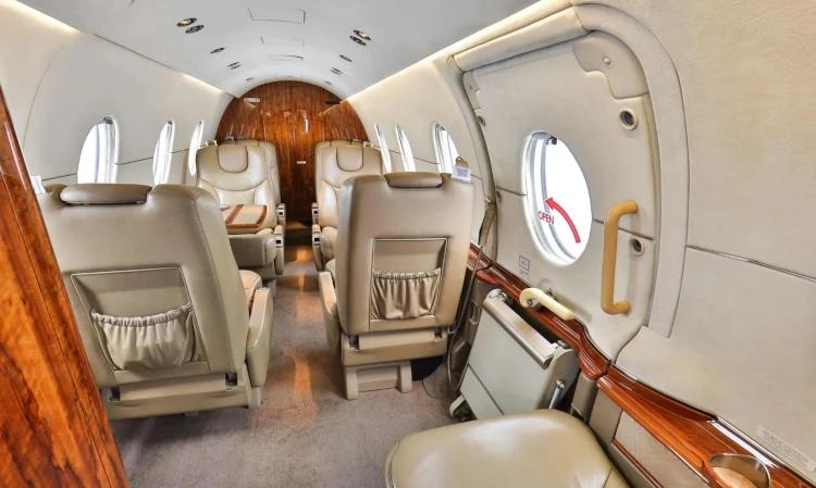 Hawker 400XP