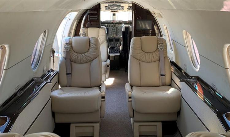 Hawker 400XP