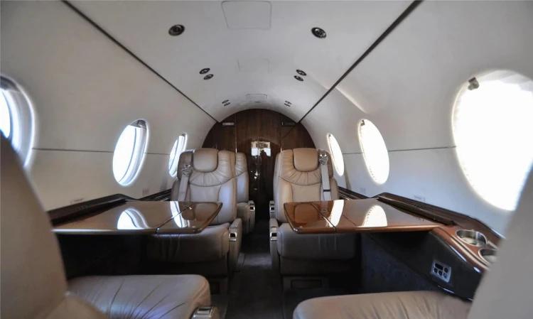 Hawker 400XP