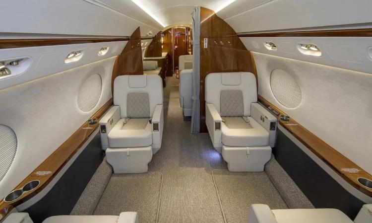 Gulfstream G550