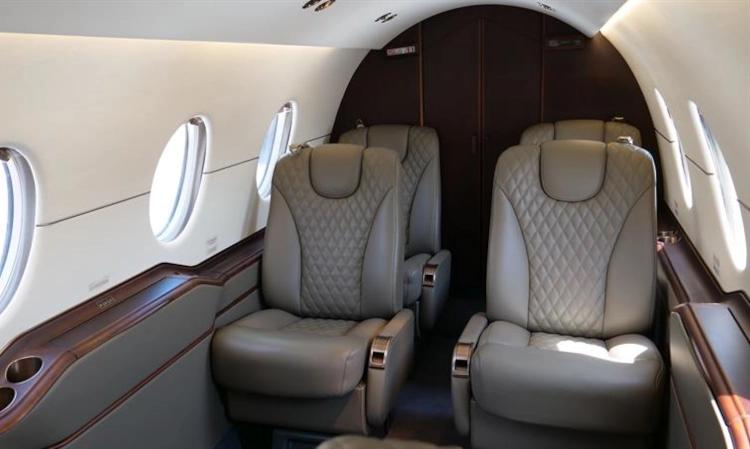 Hawker 400XP