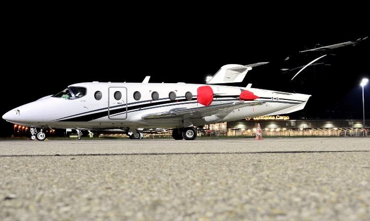 Hawker 400XP