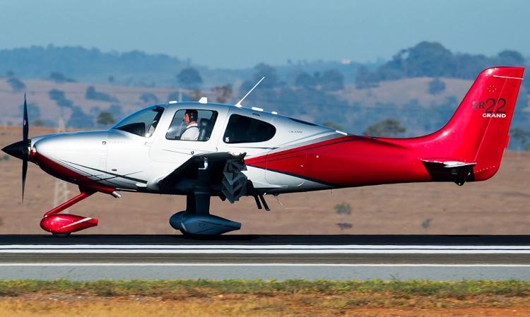 Cirrus SR22
