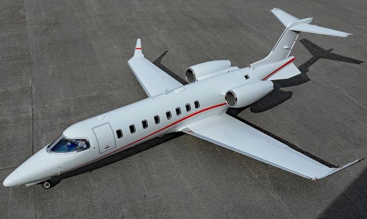 Learjet 75