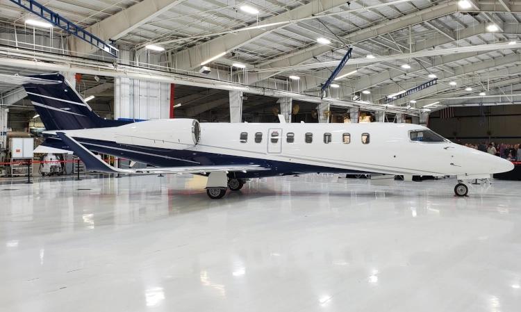Learjet 75
