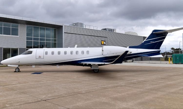 Learjet 75