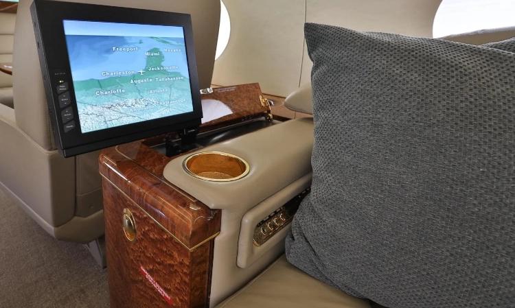 Gulfstream G550