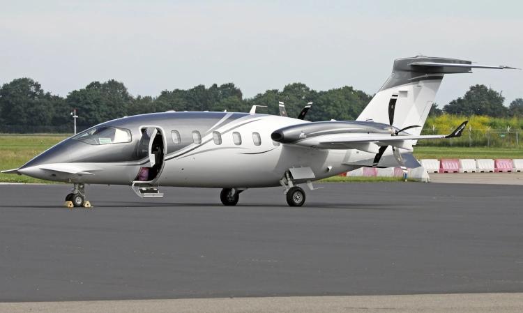 Piaggio P180 Avanti