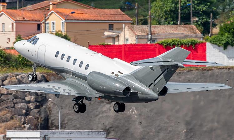 Hawker 750XP
