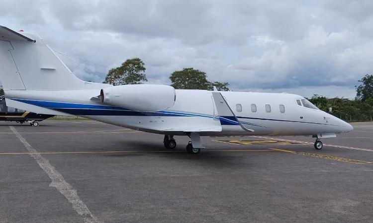 Learjet 55