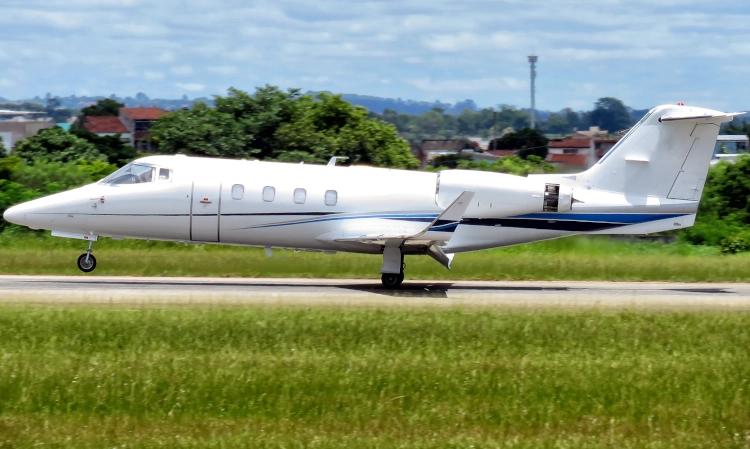 Learjet 55