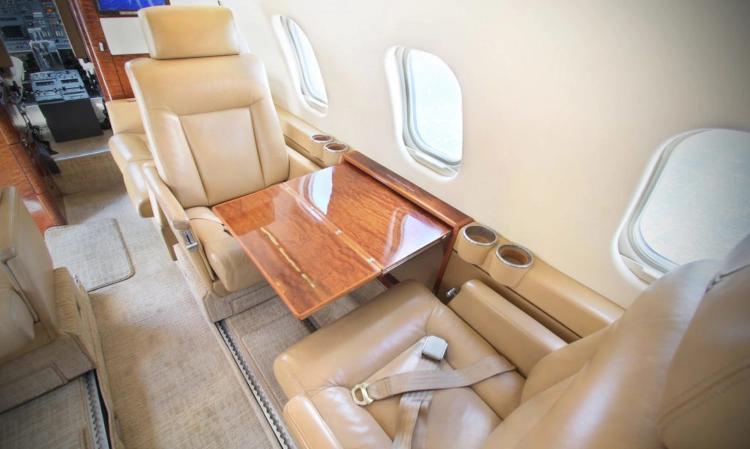 Learjet 55