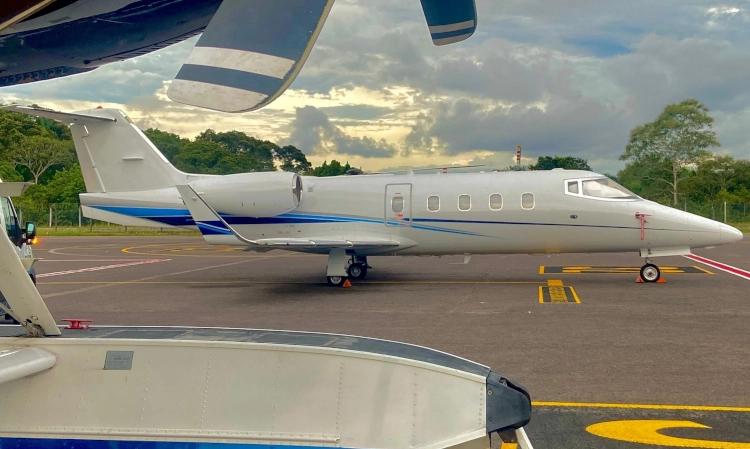Learjet 55
