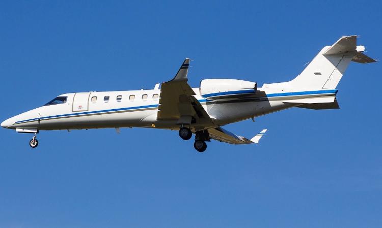 Learjet 75