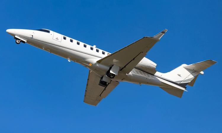 Learjet 75