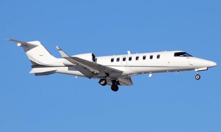 Learjet 75