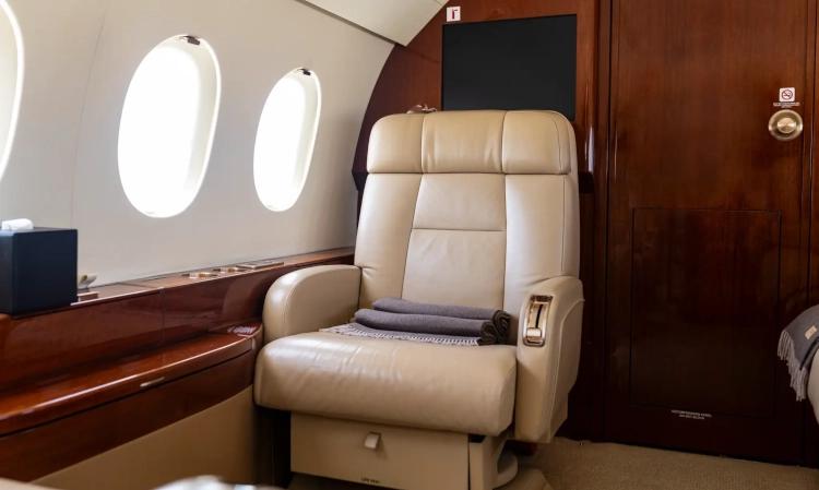 Falcon 2000LX
