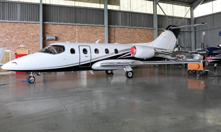 Hawker 400XP
